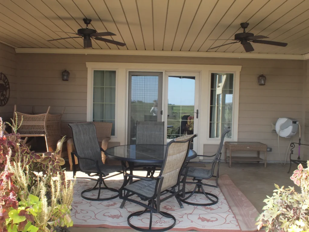 Brokenicky Deck and Ceiling